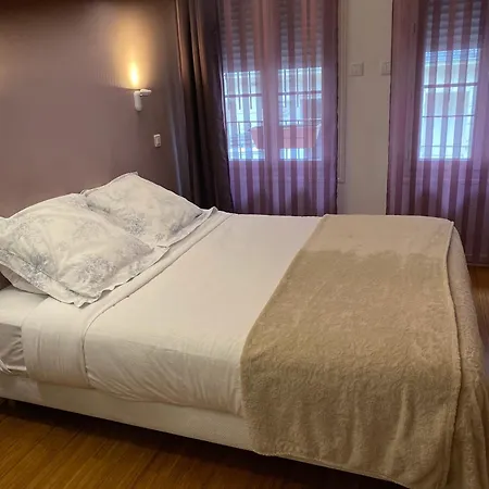 Gambetta Hotel Paris